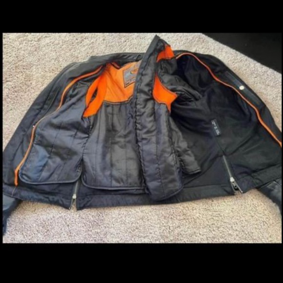 First Class Authentic Leather Jacket - Picture 3 of 5